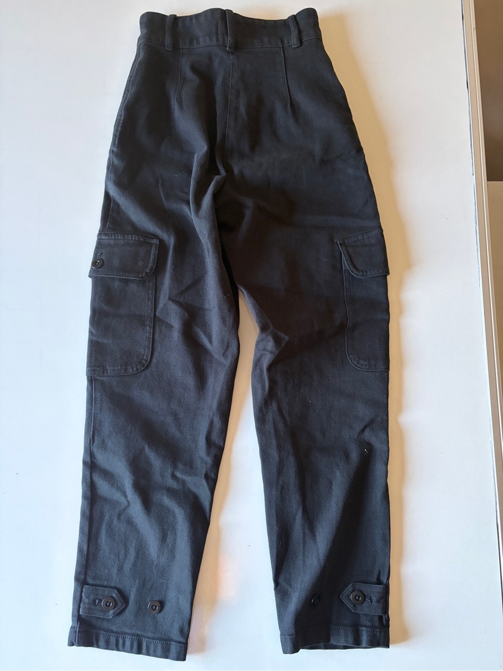 Wilfred Free Aritzia Black Cargo Pants high-rise waist button fly women’s 00 - Picture 9 of 11